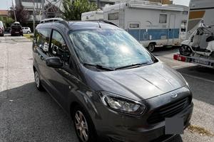 Ford Tourneo Courier 1.5 TDCi 75 CV Plus - 2018