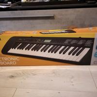 Pianola casio CTK 240