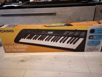 Pianola casio CTK 240