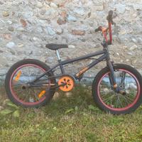 Bicicletta BMX