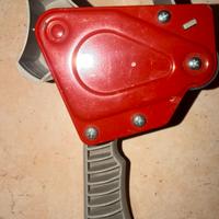 dispenser per nastro da imballaggio