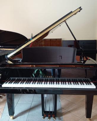 Pianoforte a coda Yamaha C3X nero lucido