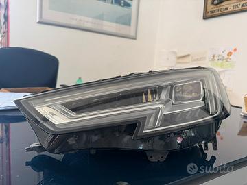 Faro anteriore Sx led Audi A4