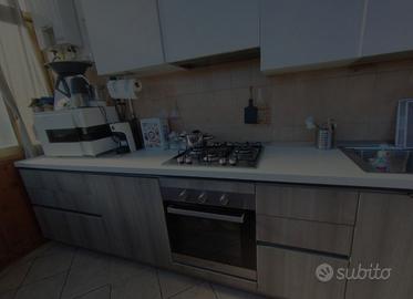 cucina e parete attrezzata 