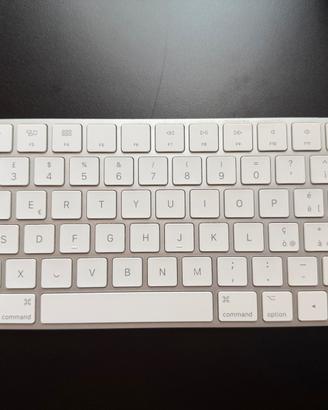 Apple Magic Keyboard