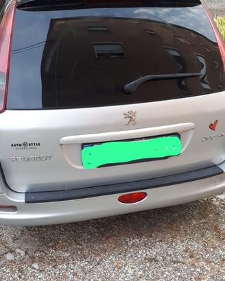 AUTO PEUGEOT USATA ANNO 2006