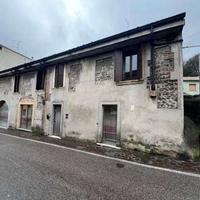 Appartamento a Valeggio sul Mincio (VR)