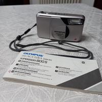 Macchina fotografica Olympus superzoom 800s