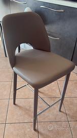 4 sgabelli per cucina a isola beige