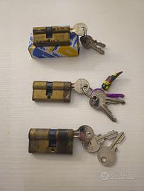 3 SERRATURE + CHIAVI PER PORTA ESTERNA USATE