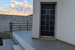 Casa con giardino