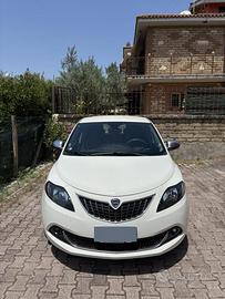 Lancia  Ypsilon Alberta Ferretti 2023