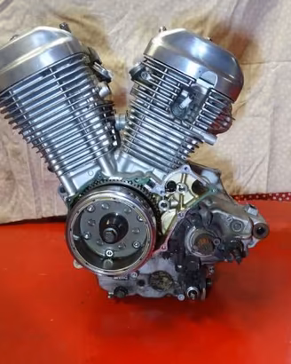 MOTORE HONDA SHADOW VT 600