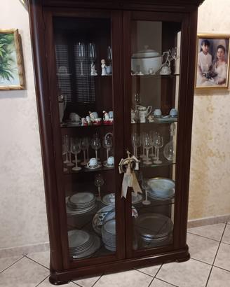 Vetrina in Arte Povera