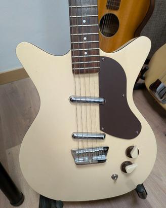 Lotto strumenti musicali chitarre e tastiere