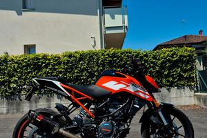 KTM Duke 125 