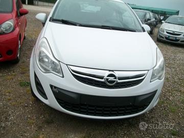 Opel Corsa 1.2 3 porte One SI NEOPATENTATI GARANZI