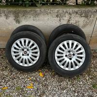 Cerchi, gomme 4 stagioni 185/65 R15 4x100 fiat