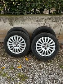 Cerchi, gomme 4 stagioni 185/65 R15 4x100 fiat