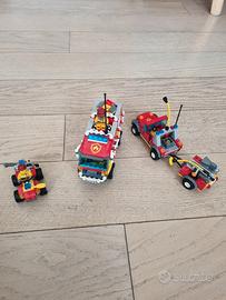 Tre veicolo Lego pompieri