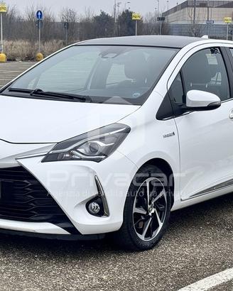 TOYOTA Yaris 1.5 Hybrid 5 porte Trend "White Edit