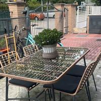 Tavolo da giardino con 4 sedie