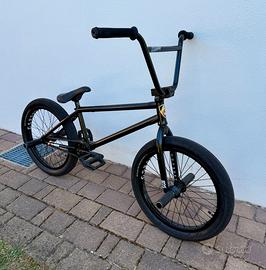 Bmx professionale assemblata