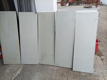 Scaffale in metallo