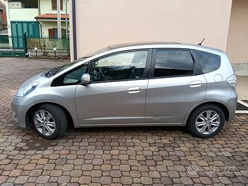HONDA JAZZ HYBRID