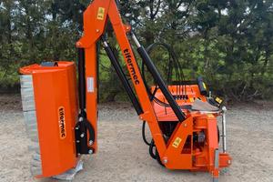 TIFERMEC DECESPUGLIATORE 500L (TRINCIA) A BRACCIO