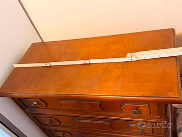 Cassettiera in legno
