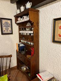 Piattiera, mobile in legno.