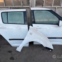 Porta Anteriore/Posteriore, Parafango dx Swift