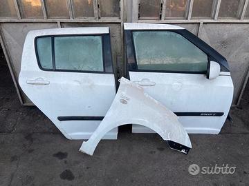 Porta Anteriore/Posteriore, Parafango dx Swift