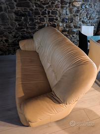 Divani 3+2 posti in pelle