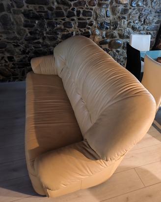 Divani 3+2 posti in pelle