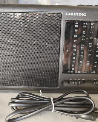 radio Grunding Music Boy 175  a 5 bande vintage