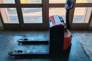 Trans-pallet elettrico