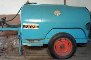 Atomizzatore lt 1000 Tosello trainato