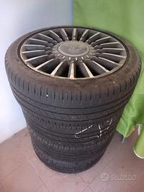 Pneumatici goodyear con cerchi originali fiat 500