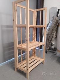 scaffale in legno