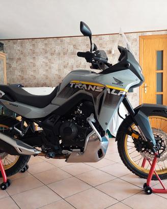 Honda Transalp 750 2025 