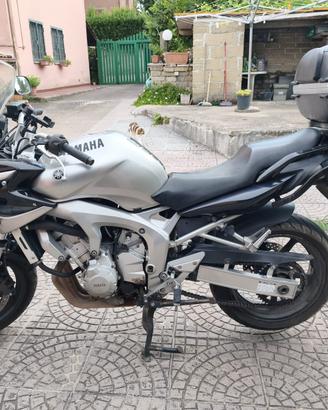 Yamaha Fazer 600