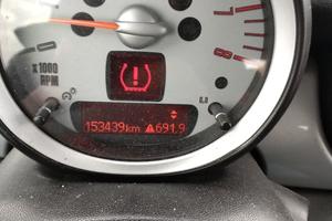 auto mini Cooper, auto usata solo da donna