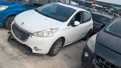 PEUGEOT 208 2012-2015 1.4 HDi 5 Porte