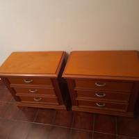 Comodini in legno ciliegio 