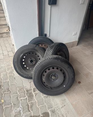 Gomme 4 stagioni Hankook Kinergy 4S2  185/65 R15