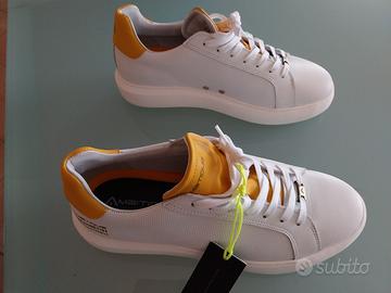 sneakers uomo taglia 40