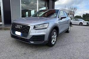AUDI Q2 35 TDI S tronic Business