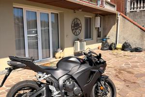 Honda CBR 600RR 2024 - 6703 km  m